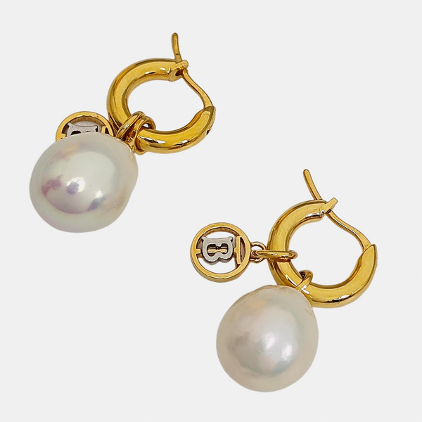 Metal Gold Stud Earrings