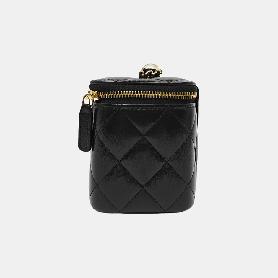 VANITY CASE Small Quilted Lambskin Black