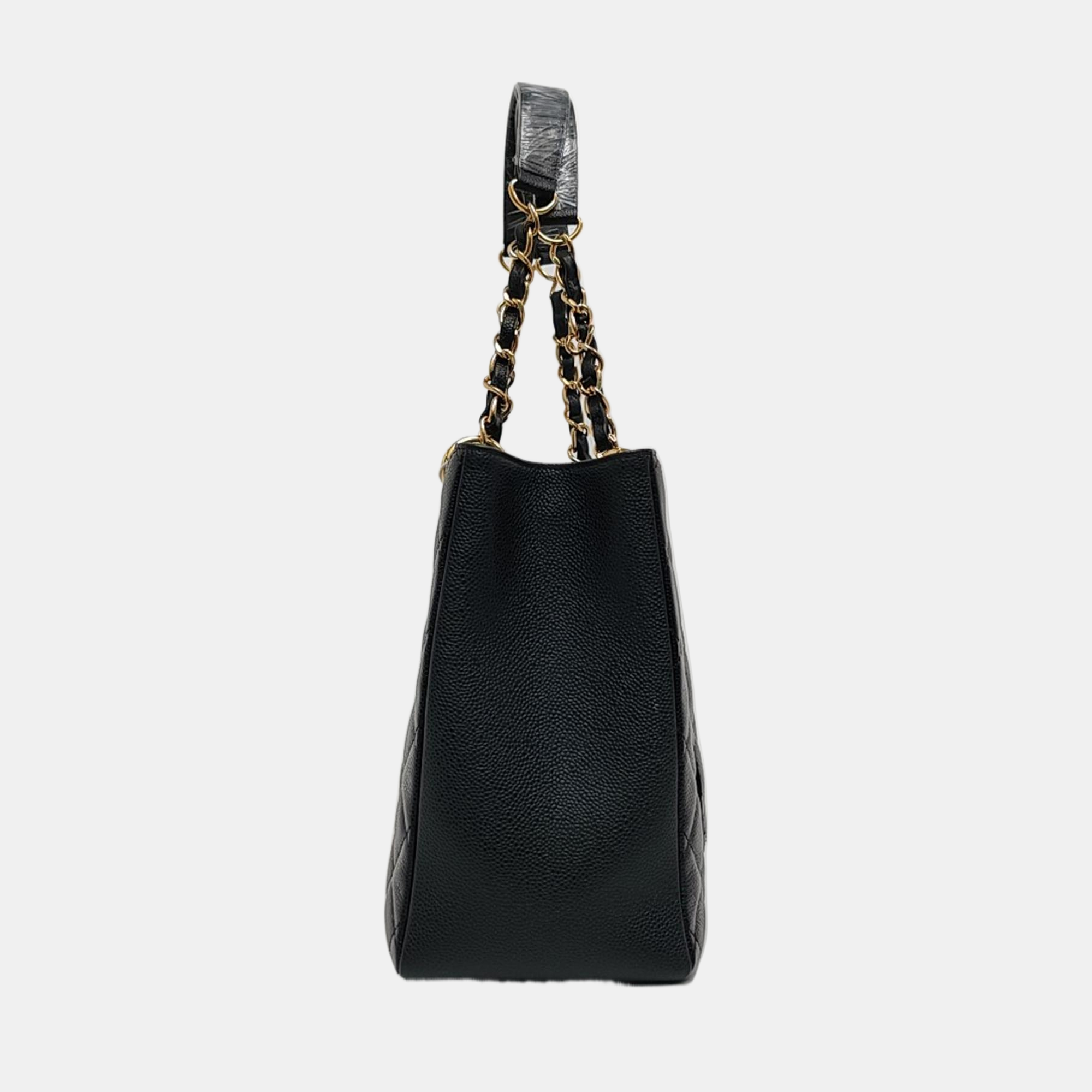 CHANEL GST Grande Piel de Becerro Granulada Acolchada Negra