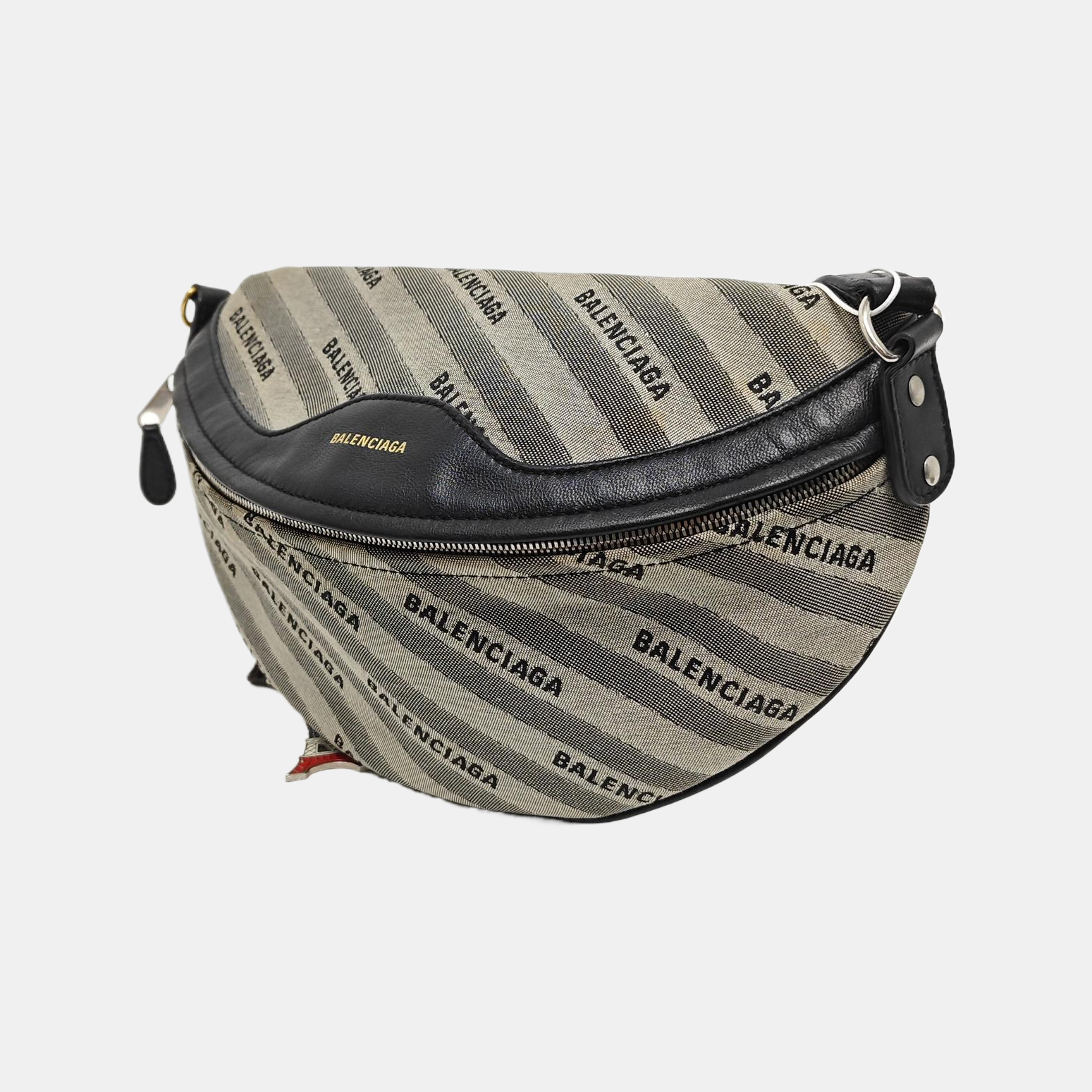 Souvenirs Canvas Gray