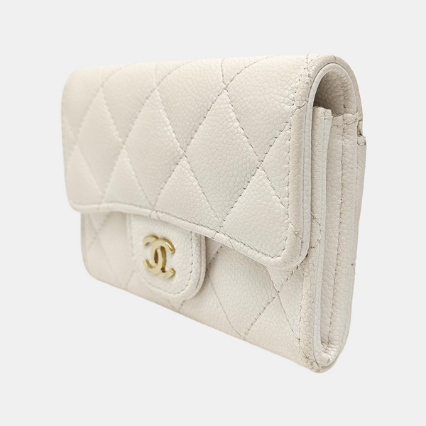 CLASSIC FLAP Quilted Grained Calfskin White Card Holder