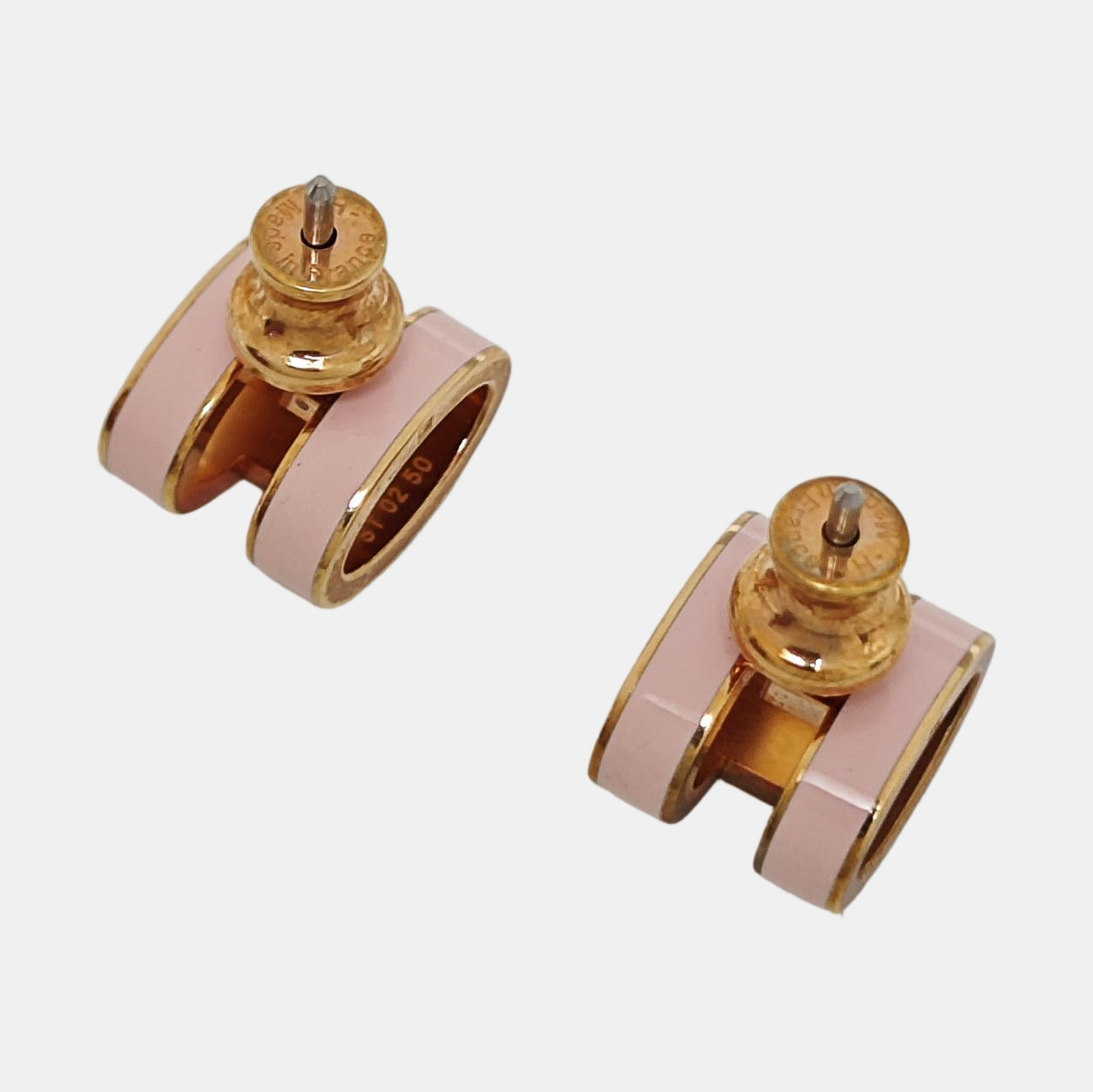 Pop H Metal Red Stud Earrings
