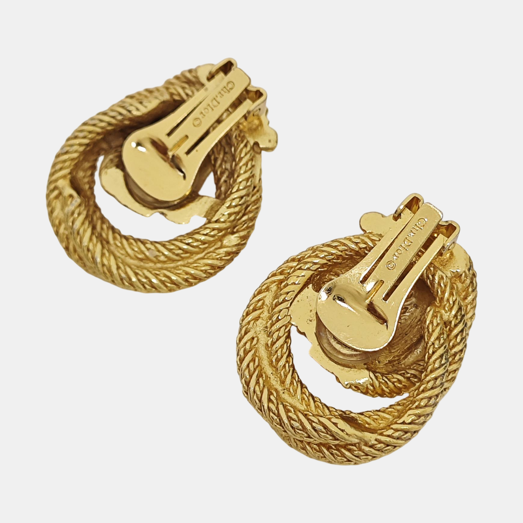 Twist Round Metal Gold Clip On Earrings