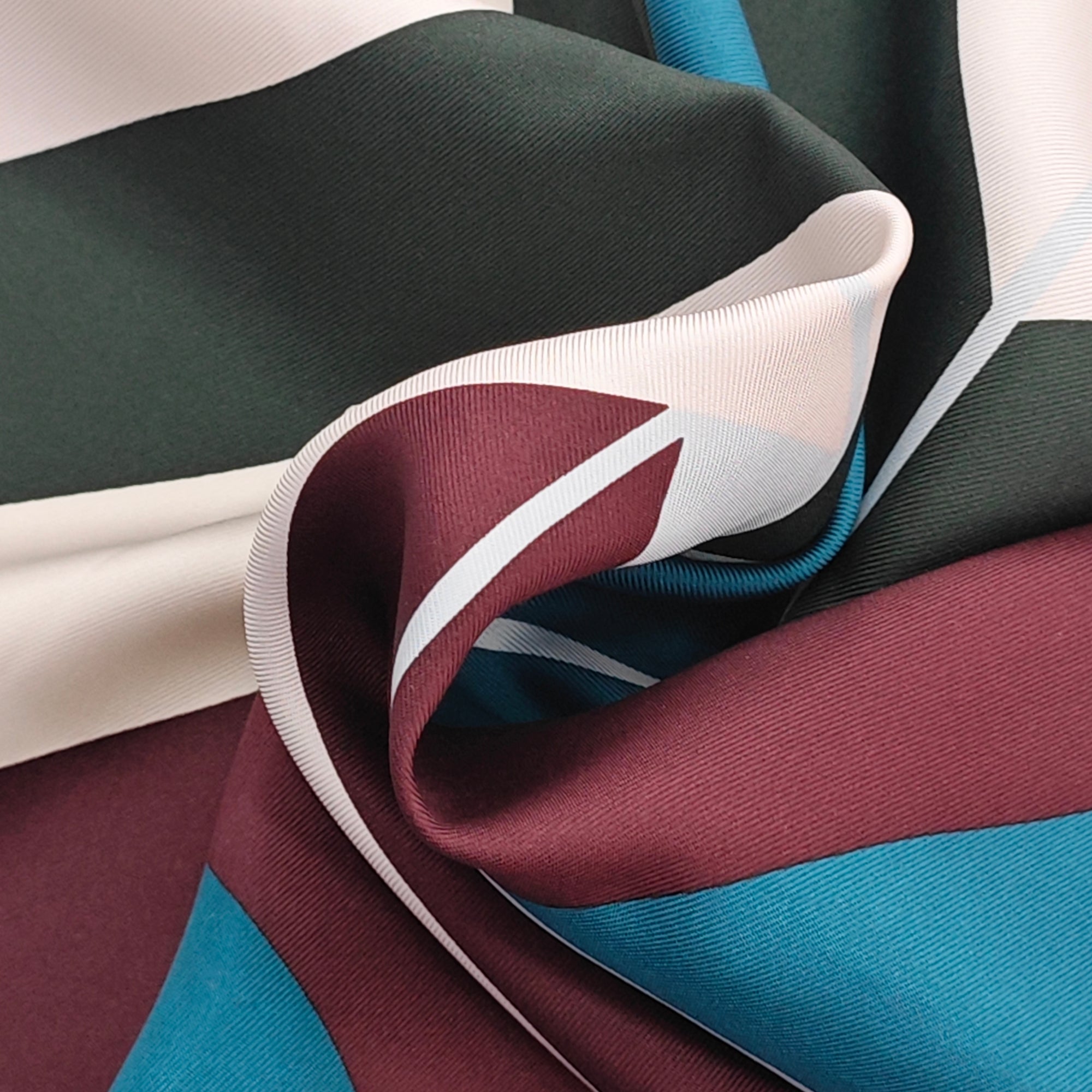 Mulberry Silk Silk Scarf Multicolor