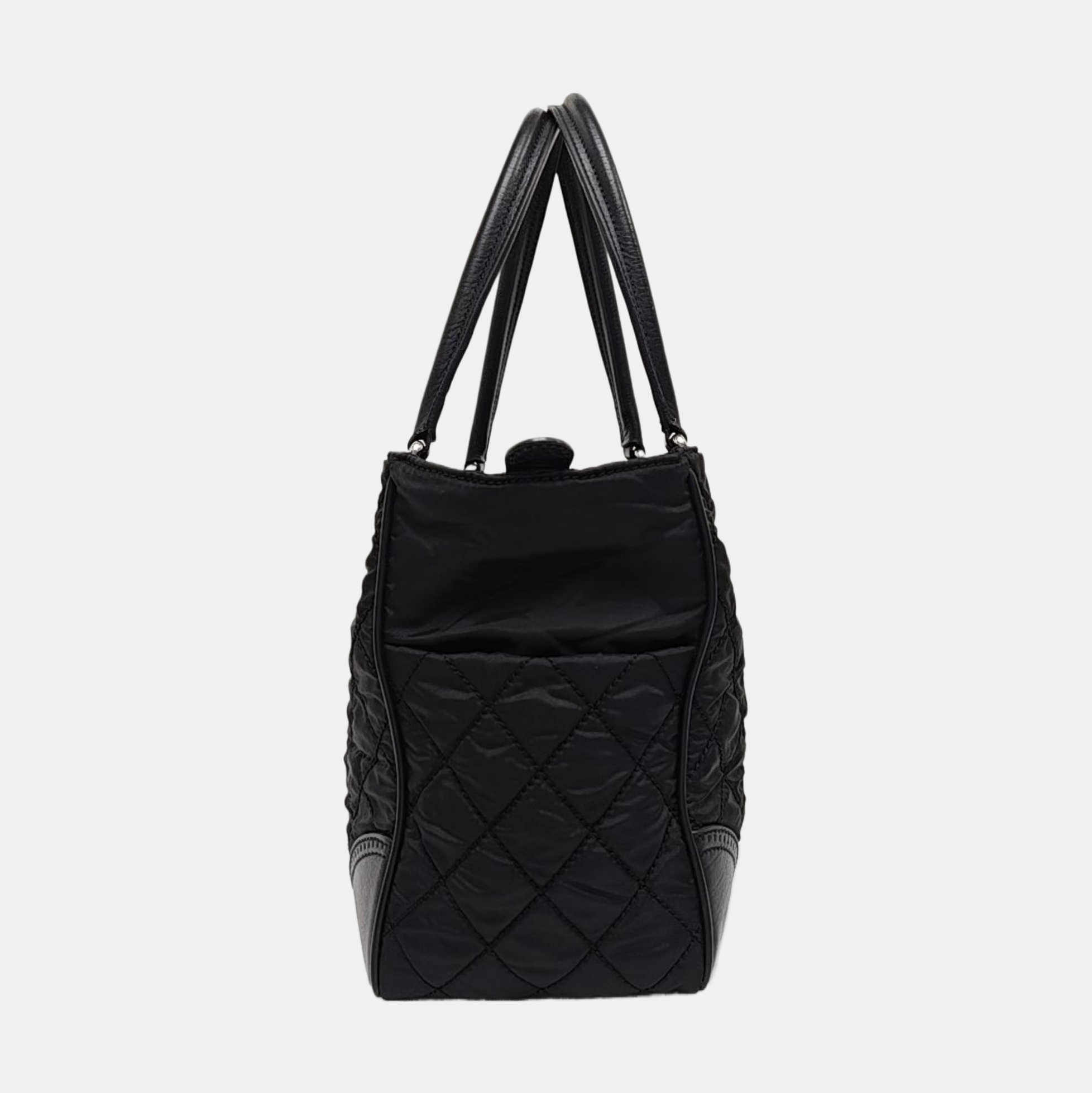 PARIS NEW YORK Quilted Fabric Black
