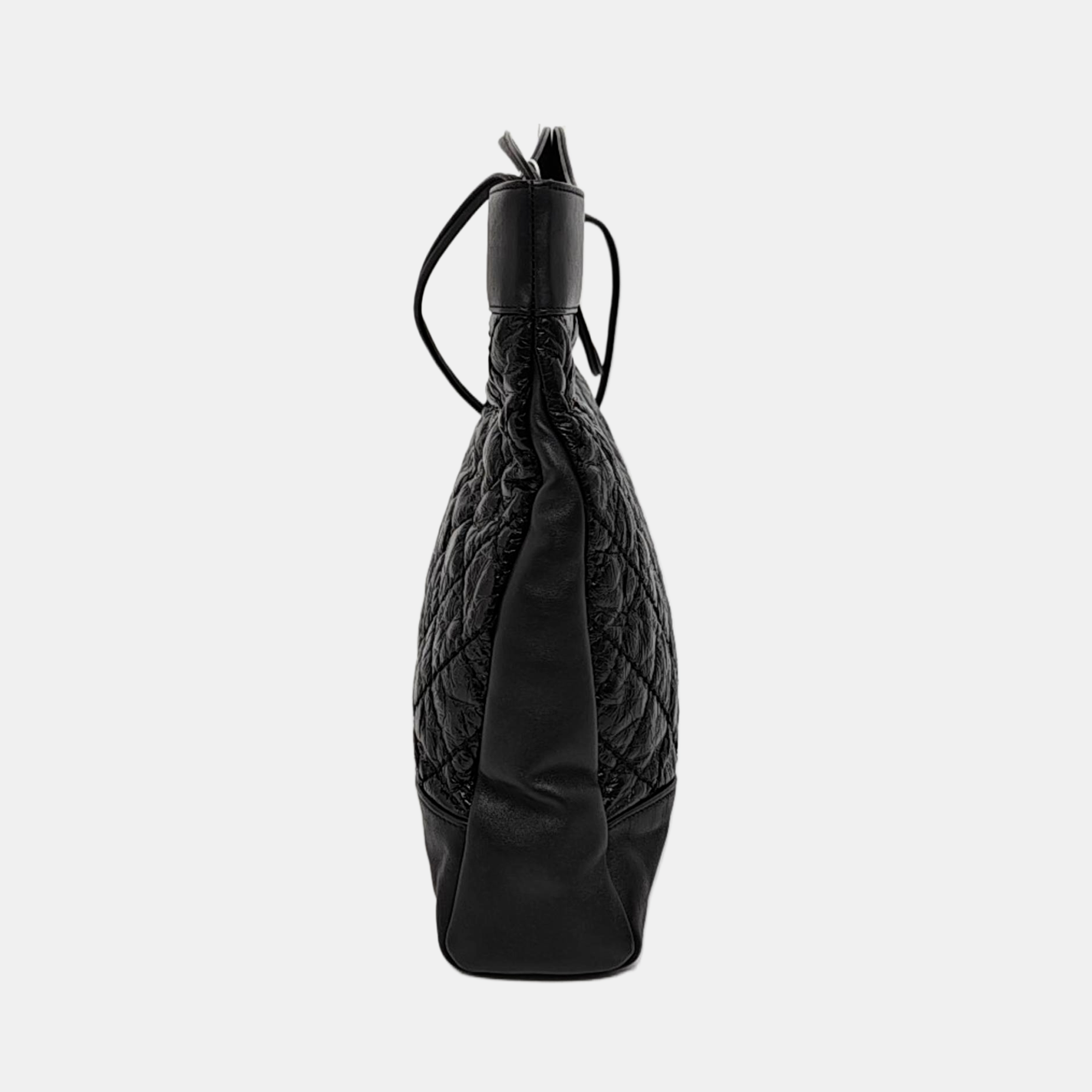 CHANEL 31 Large Quilted Vintage Calf Black