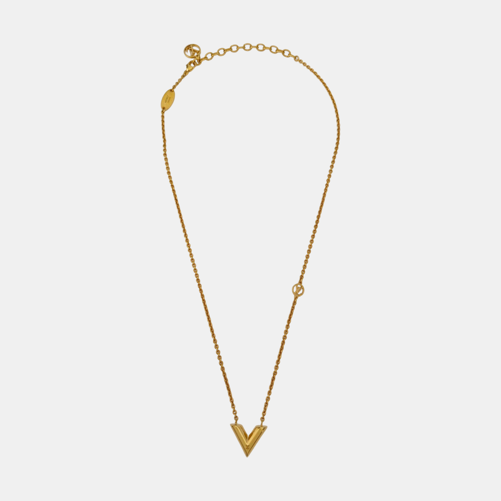 LV &amp; ME Metal Gold Necklace