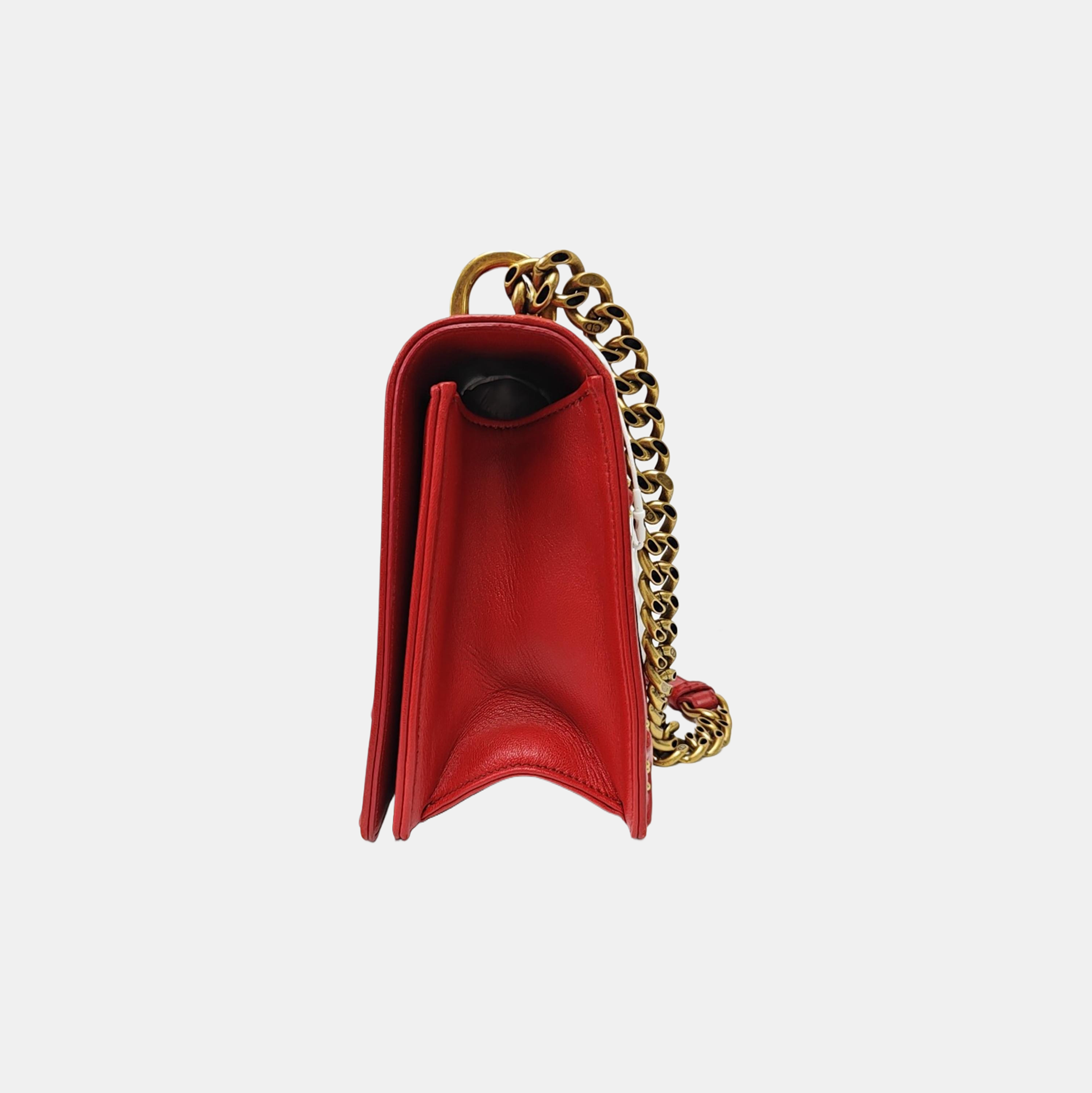 Authenticated pre-owned  Diorama Medium Lambskin Red - Shoulder Bag at Looply