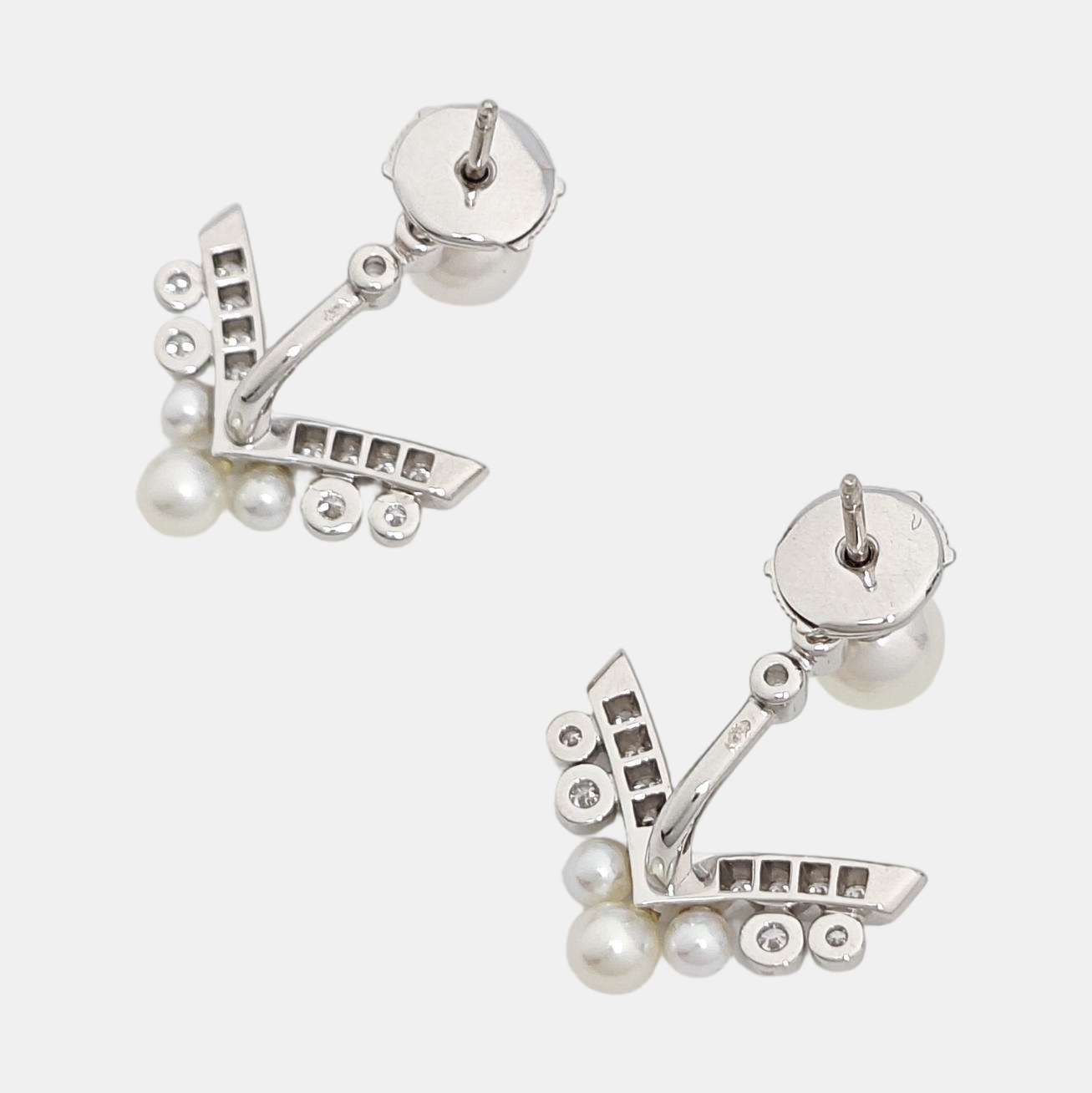 Joséphine Aigrette 18k White Gold Silver Stud Earrings