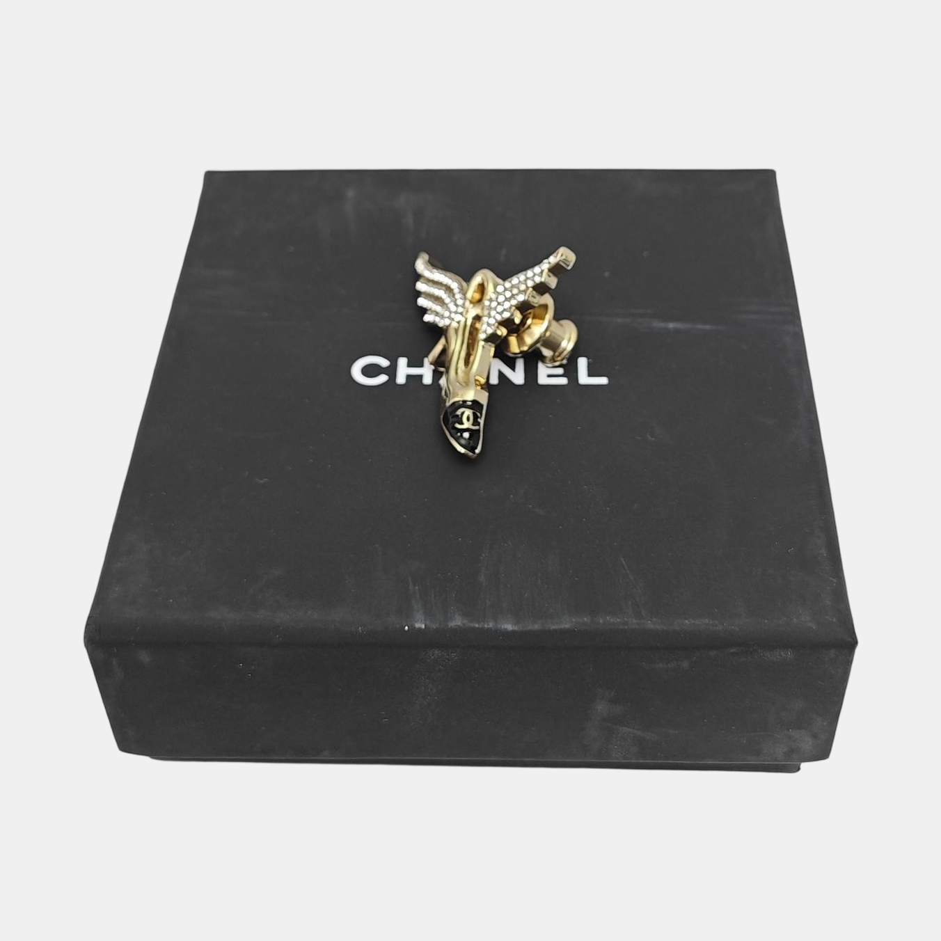 Metal Gold Brooch