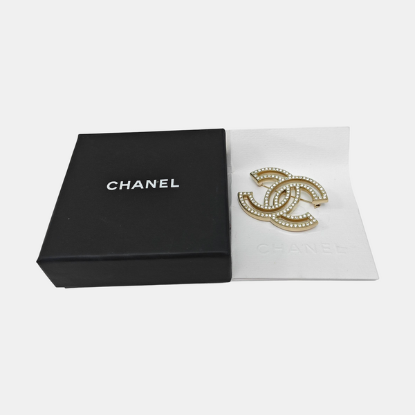 CC Logo Metal Gold Brooch