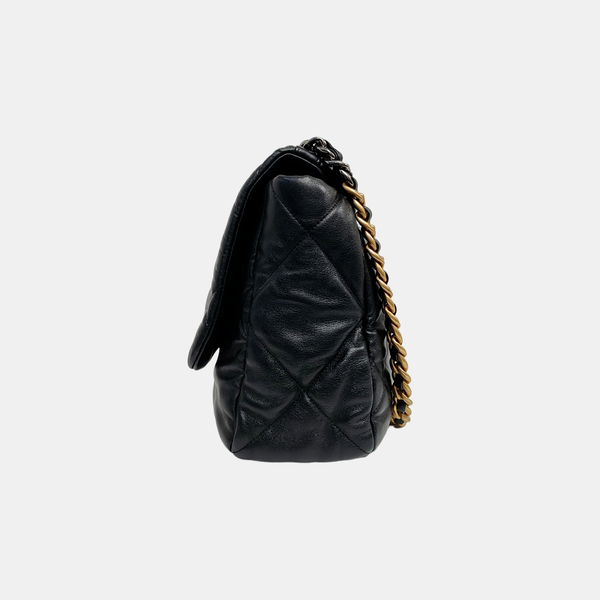 CHANEL 19 Maxi Quilted Lambskin Black