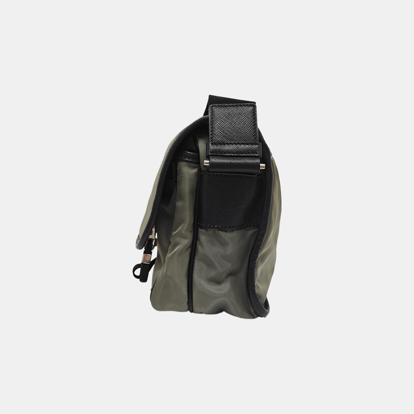 Vela Messenger Bag Nylon Green