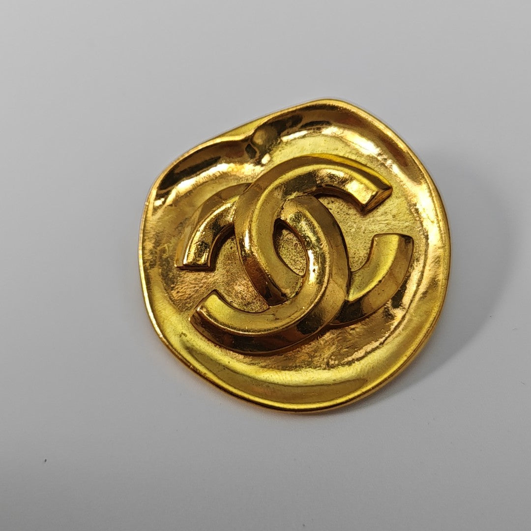 Metal Gold Brooch