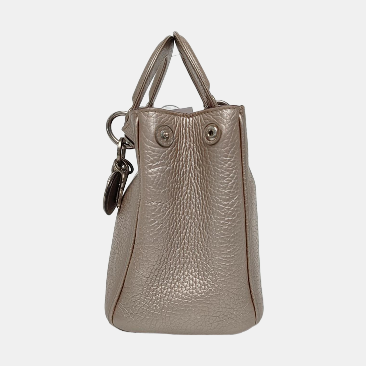Authenticated pre-owned  Diorissimo Calfskin Beige - Tote Bag at Looply