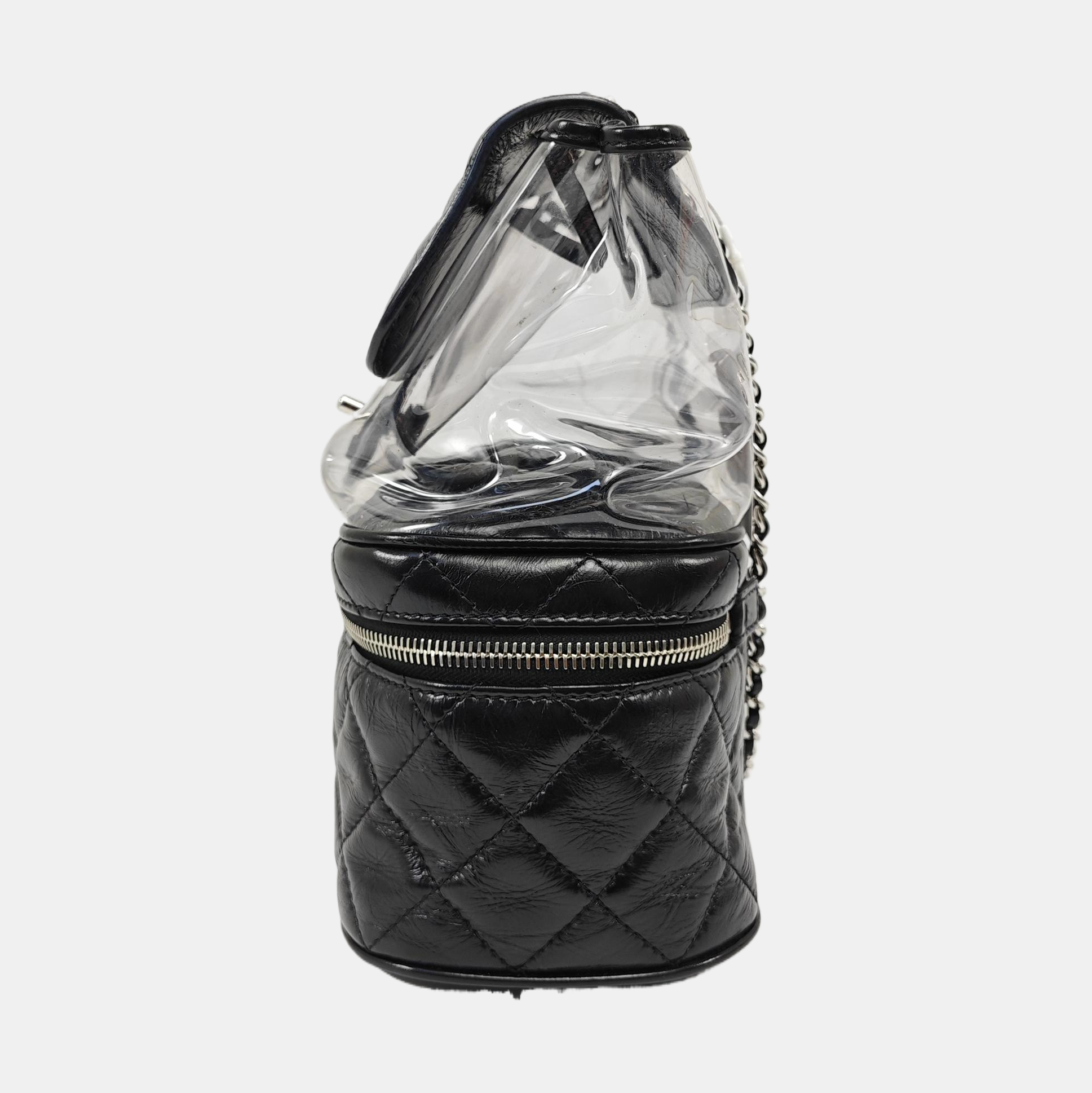 AQUARIUM Quilted Calfskin Black