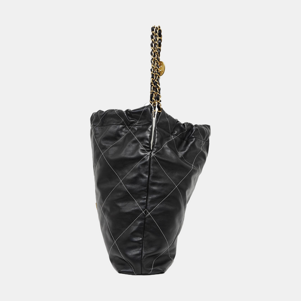 CHANEL 22 Small Quilted Calfskin Black