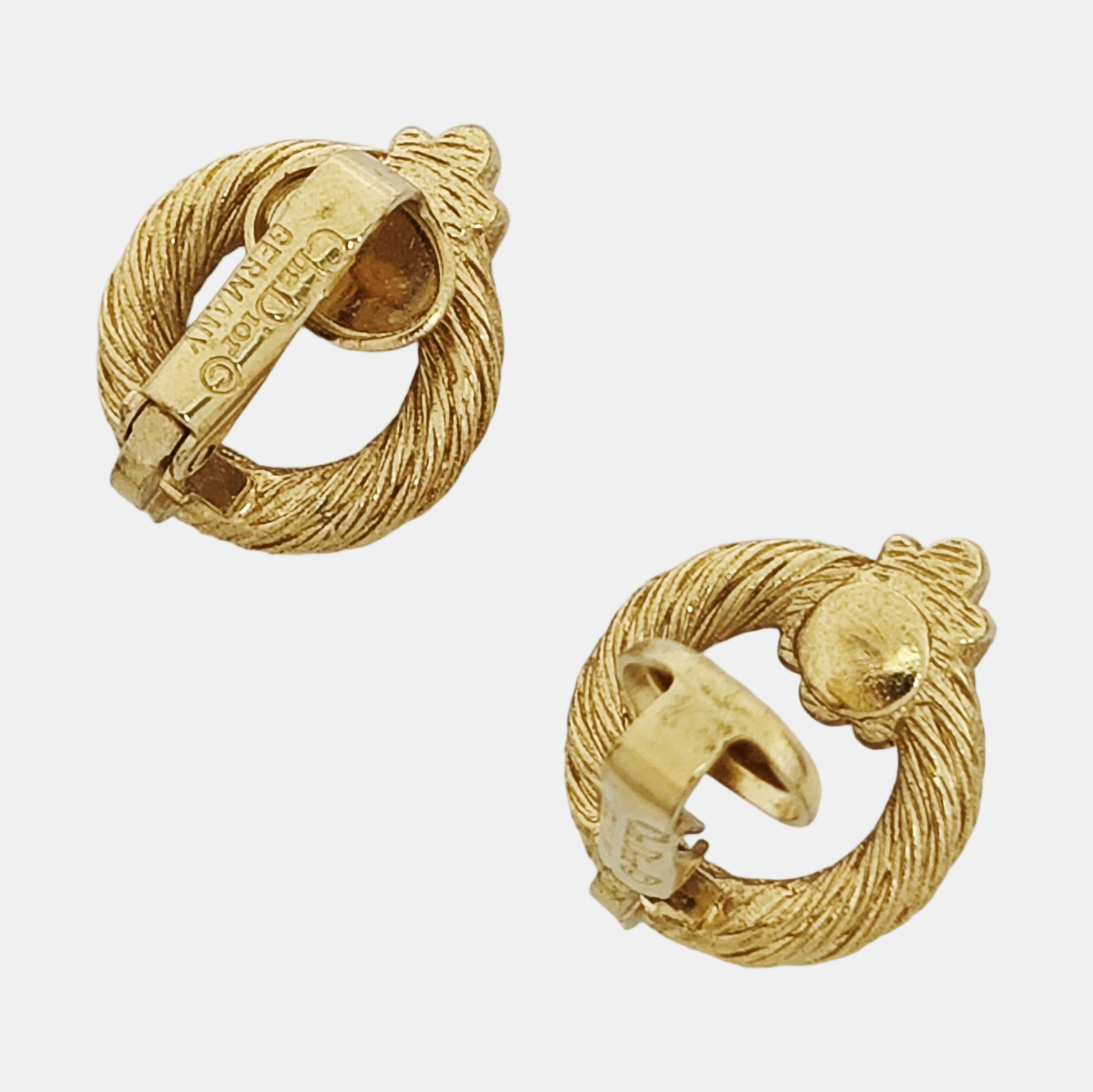Twist Round Metal Gold Clip On Earrings