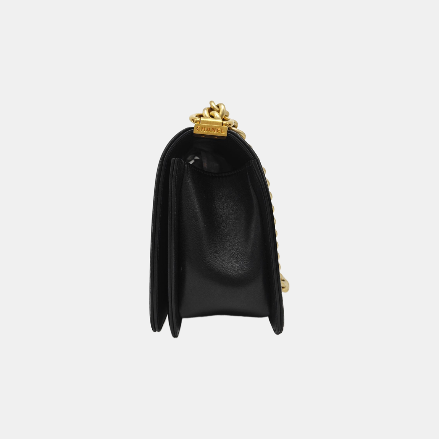 BOY CHANEL Medium Quilted Lambskin Black