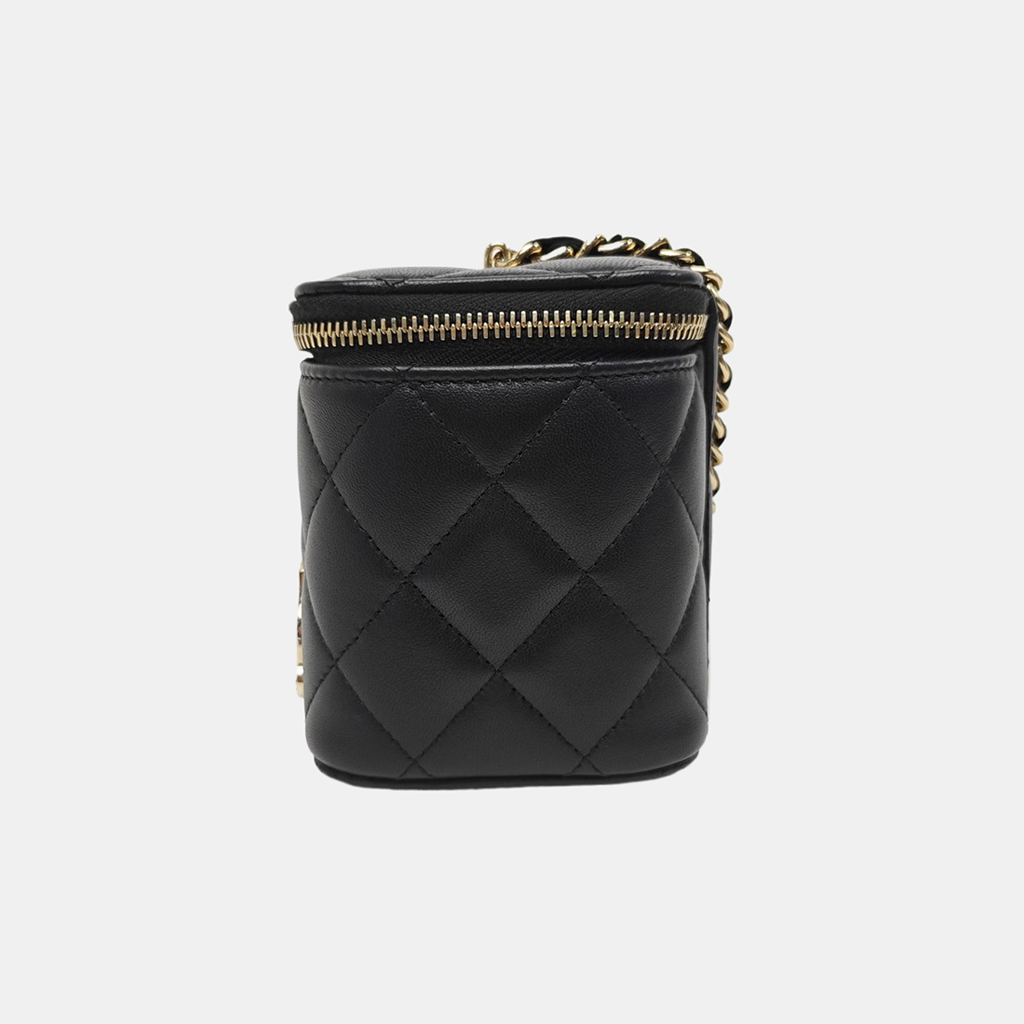 VANITY CASE Small Quilted Lambskin Black