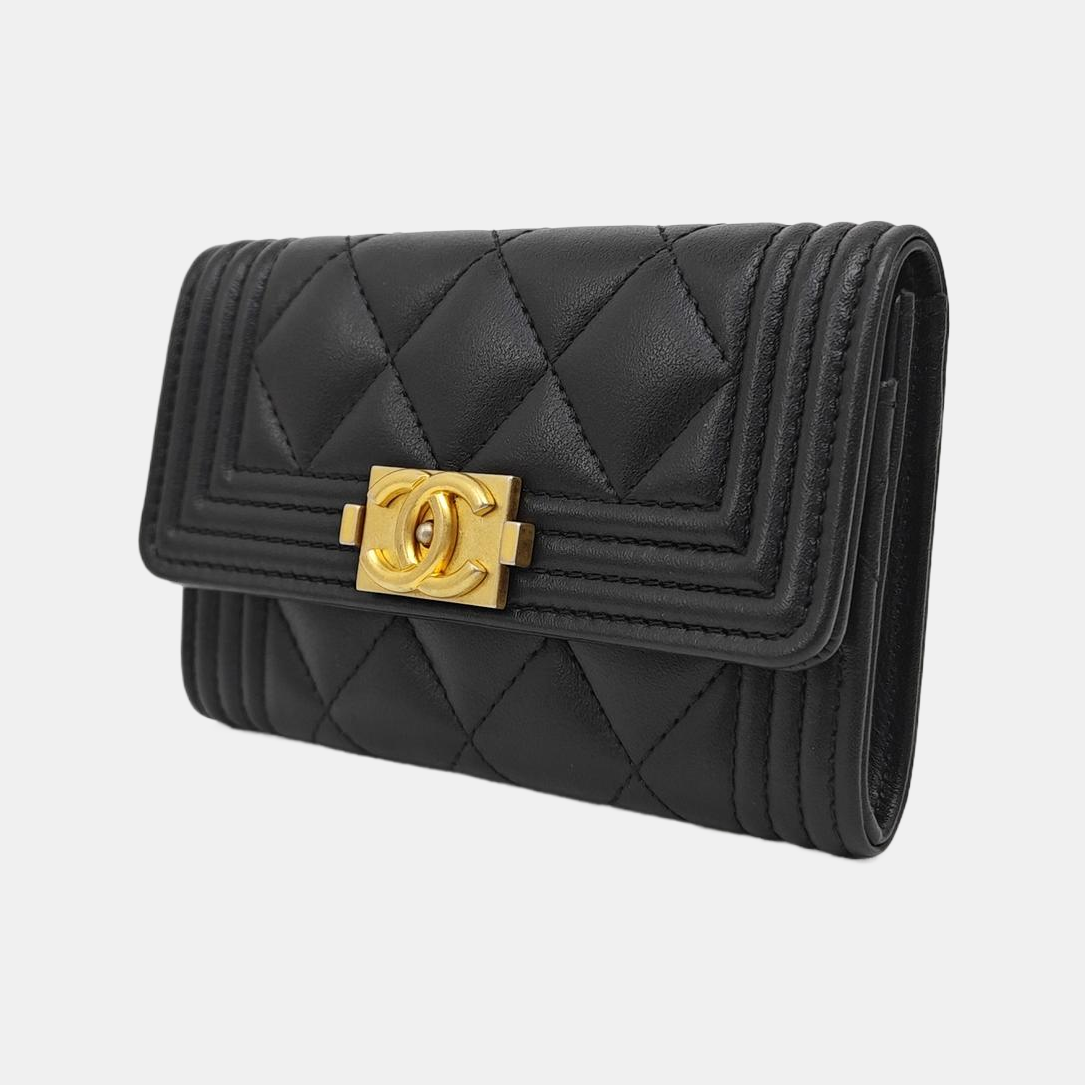 BOY CHANEL Quilted Calfskin Black Card Holder