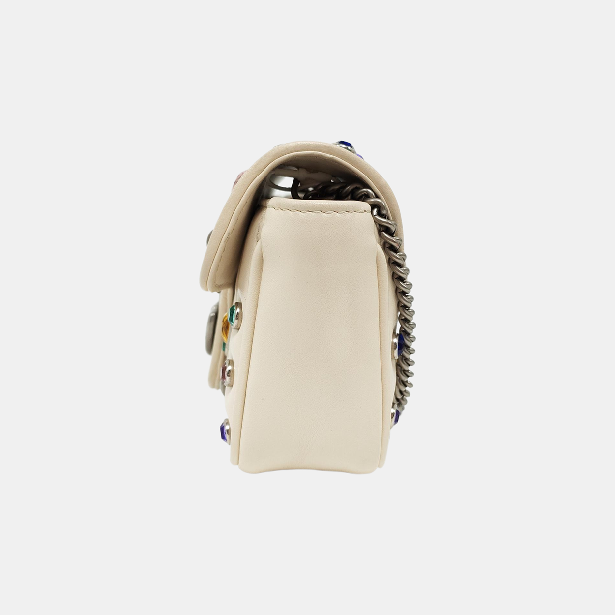 Authenticated pre-owned  GG Marmont Mini Quilted Calfskin White - Crossbody Bag at Looply