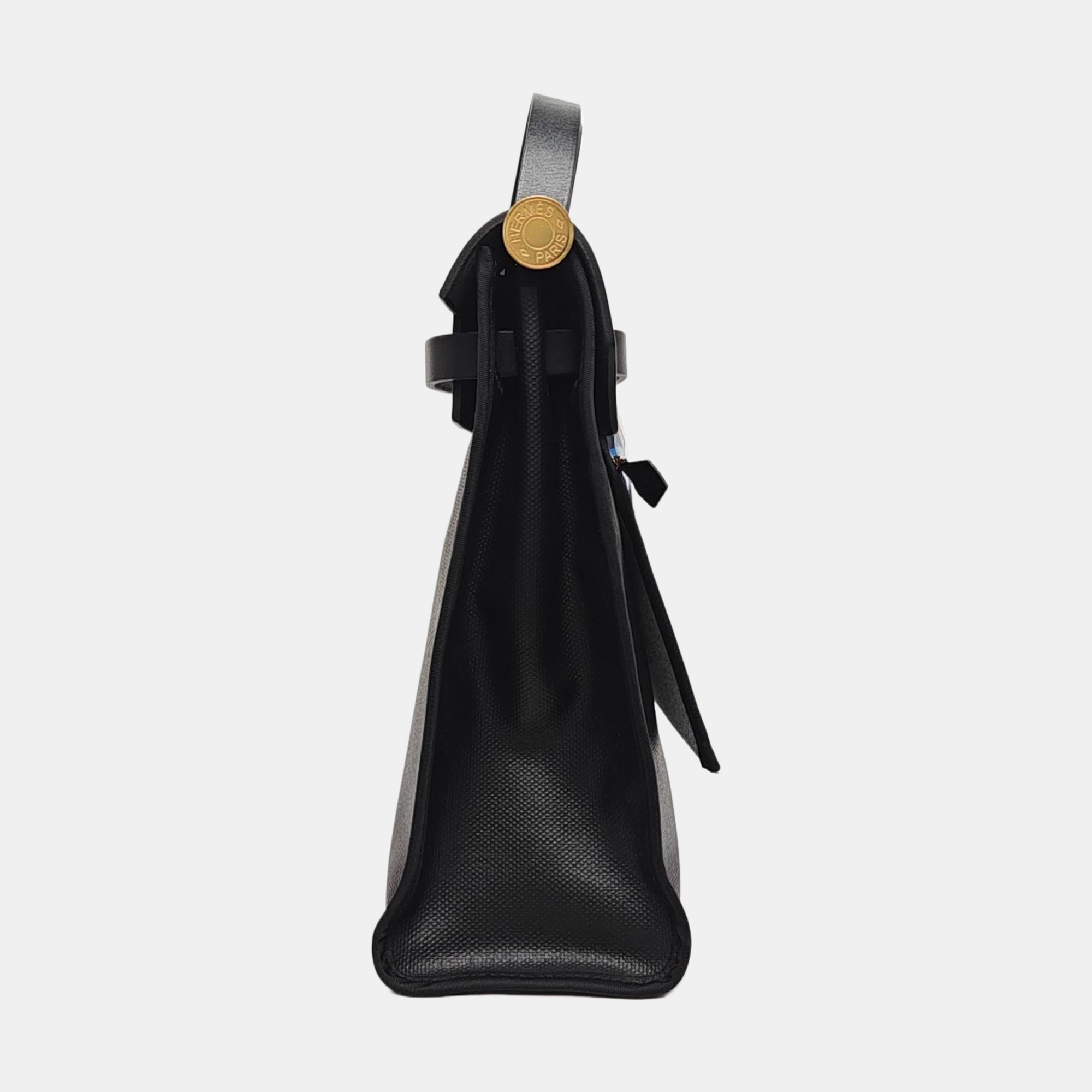 Herbag 31 Coated Canvas Black