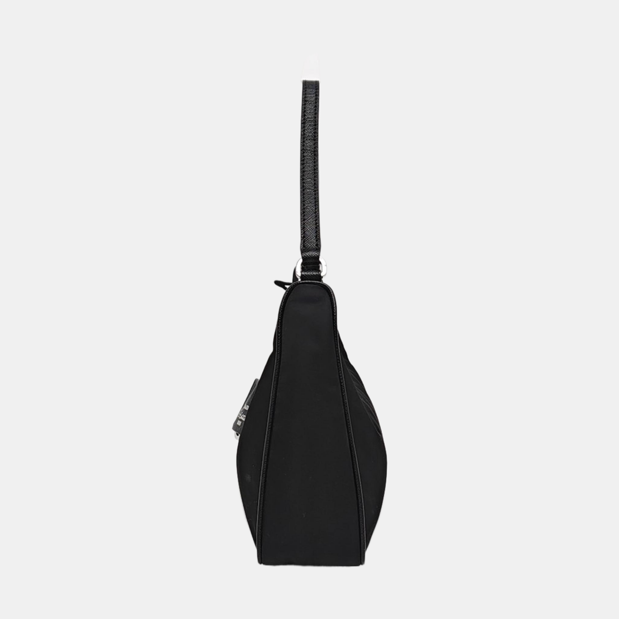 Re-Edition2005 Mini Nylon Black