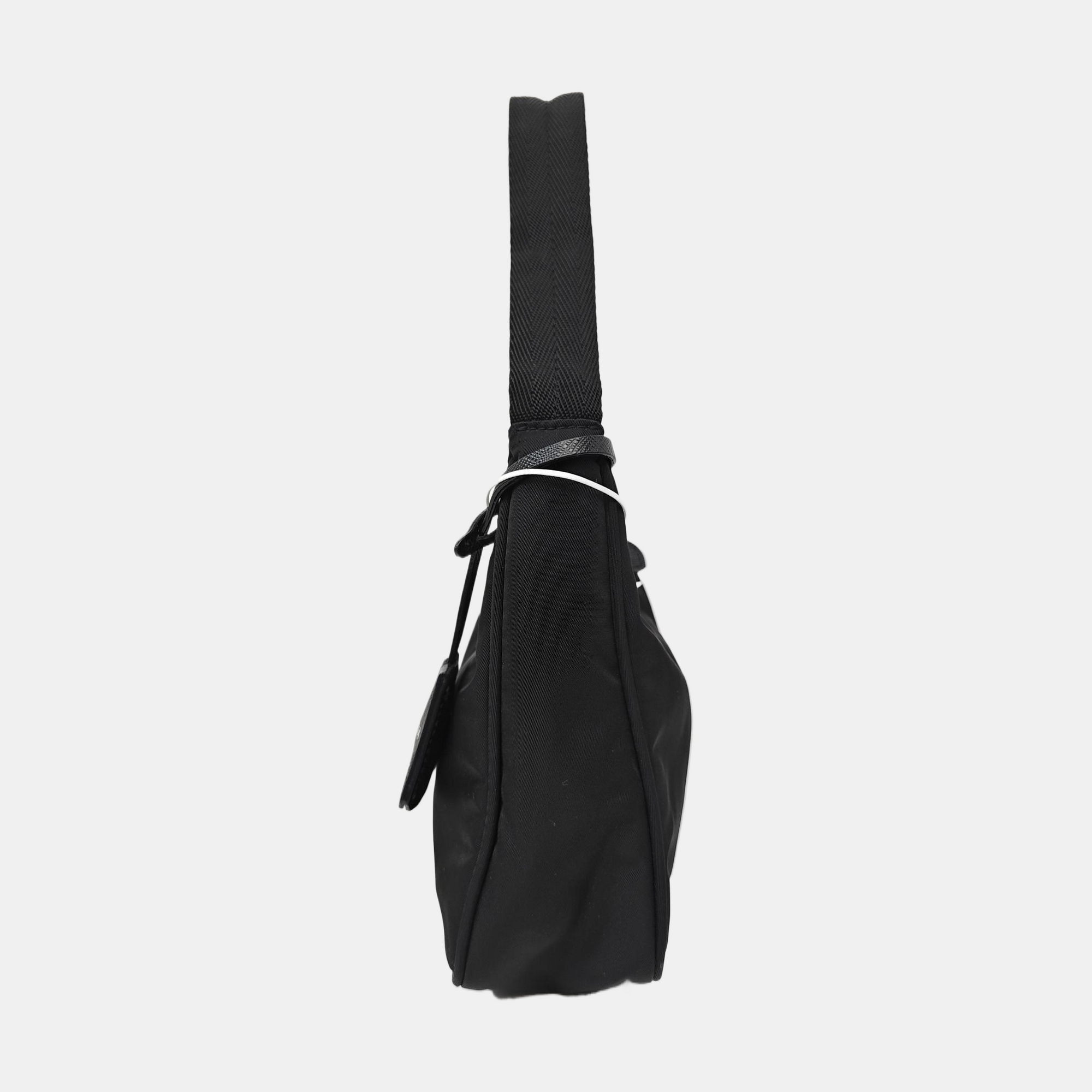 Re-Edition2000 Mini Nylon Black