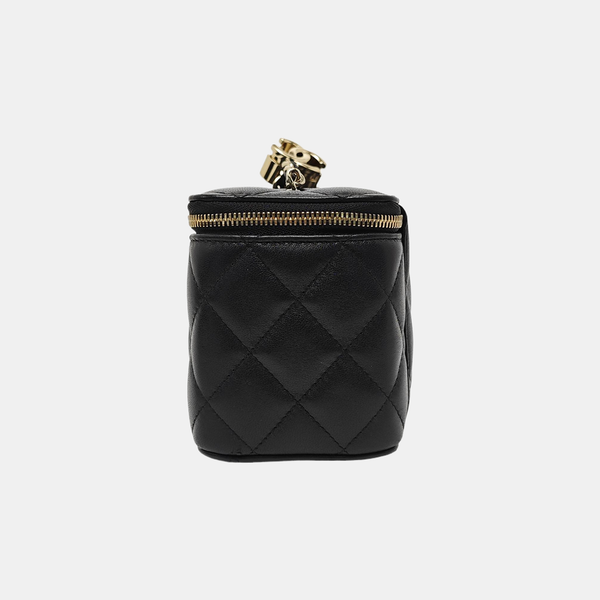 VANITY CASE Small Quilted Lambskin Black