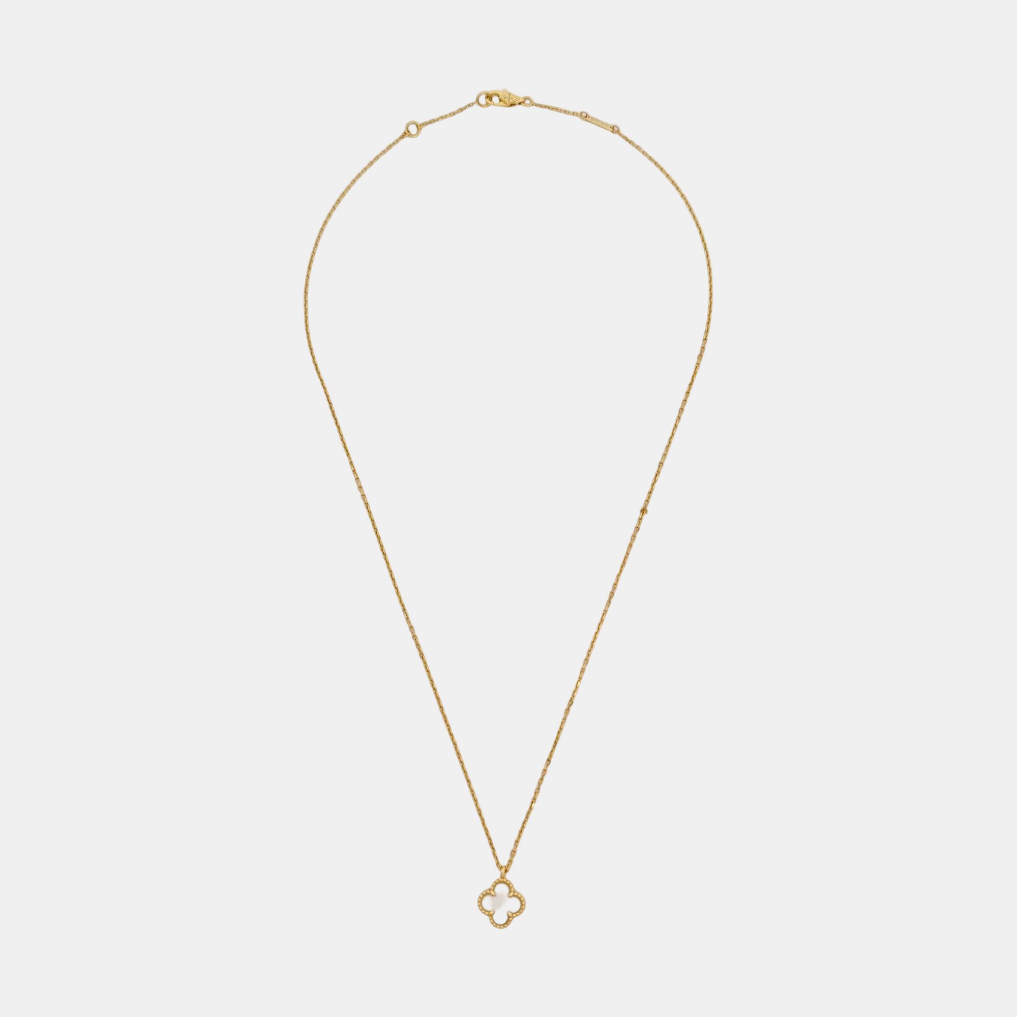 Sweet Alhambra 18k Gold Necklace