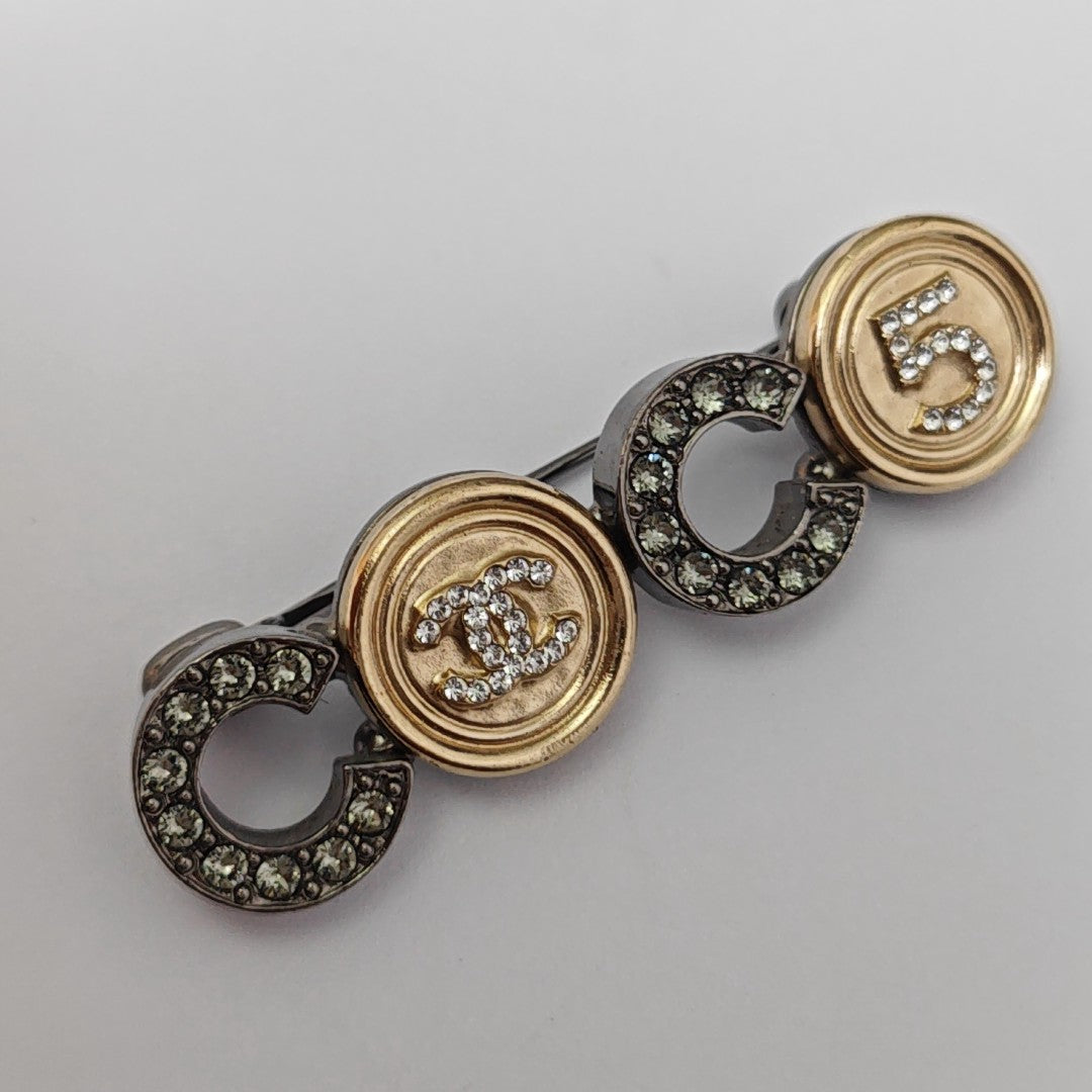 Metal Gray Brooch