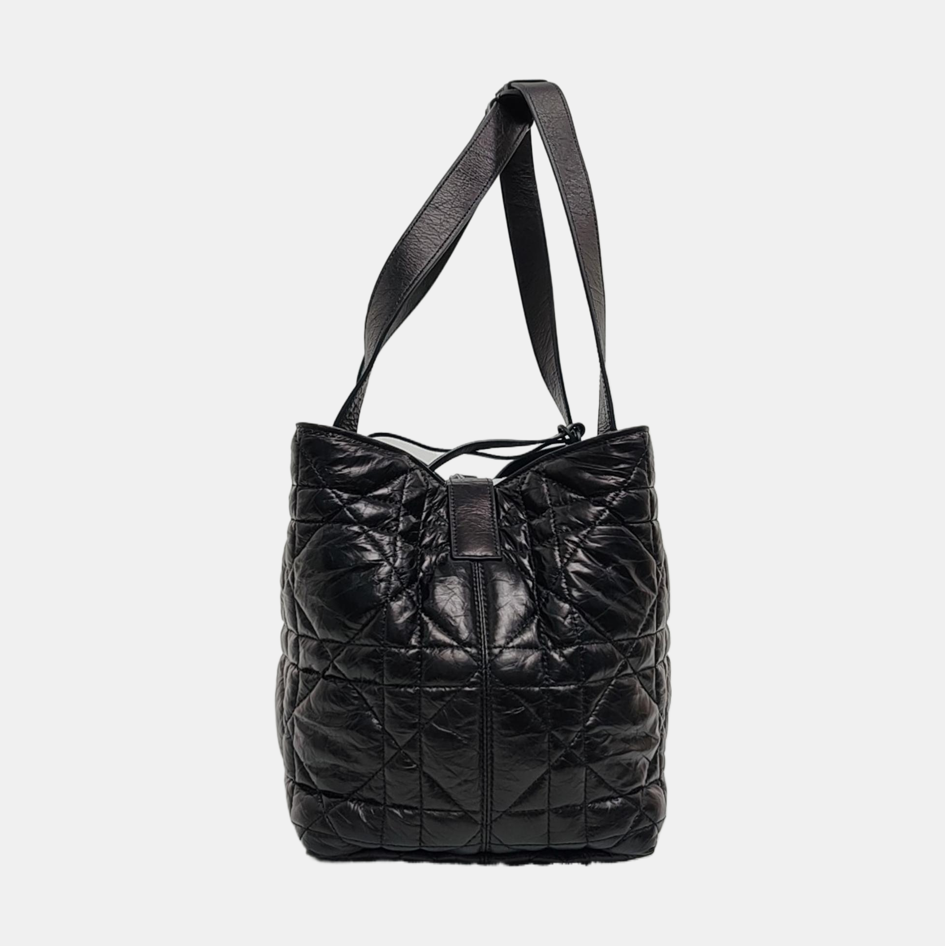 Toujours Medium Cannage Calfskin Black