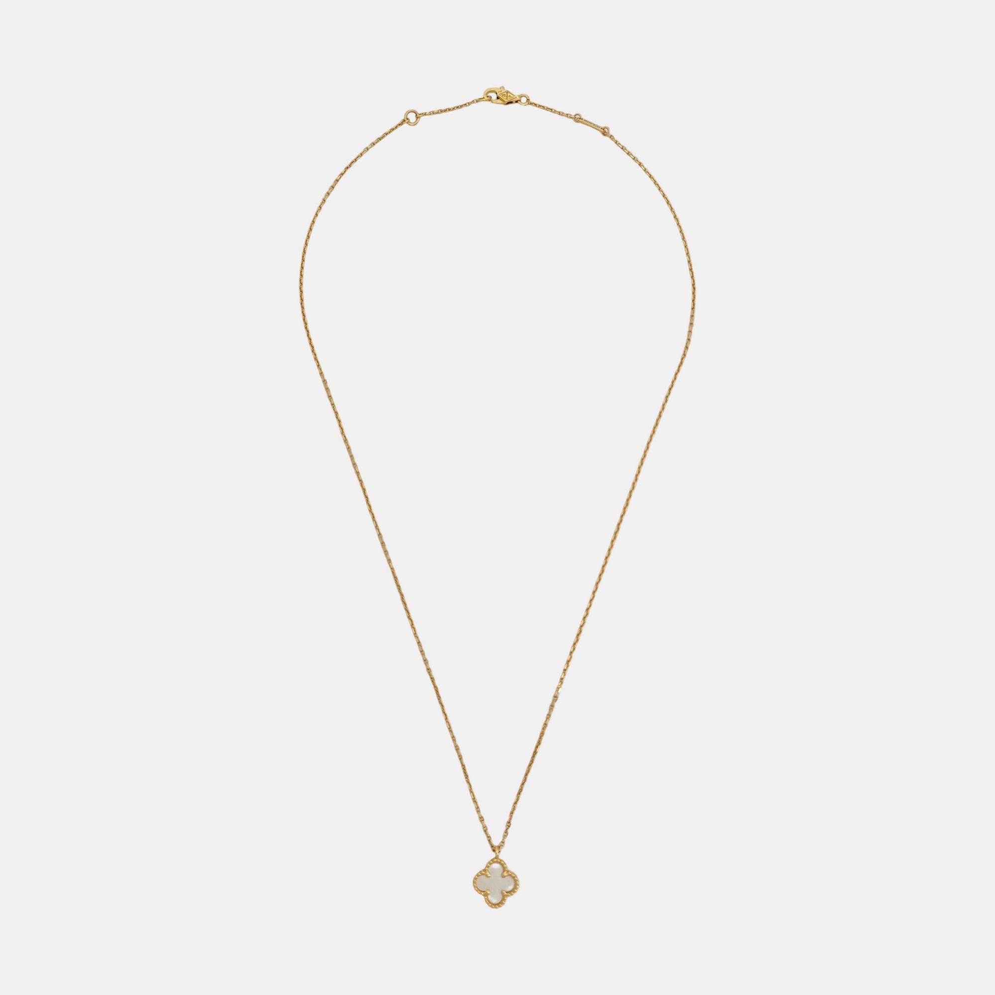 Sweet Alhambra 18k Gold Necklace