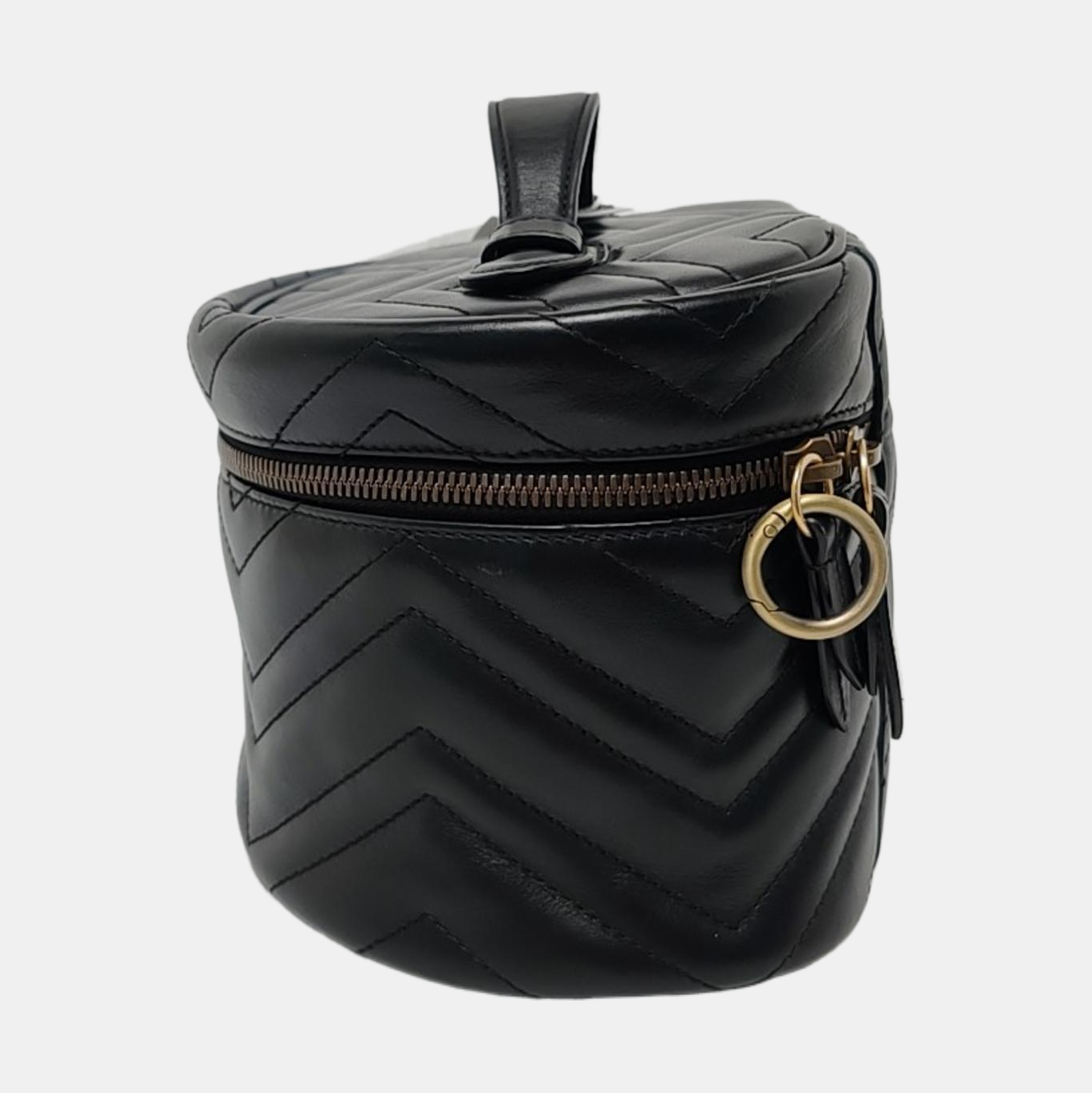 Authenticated pre-owned  GG Marmont Small Quilted Calfskin Black - Top Handle Bag at Looply