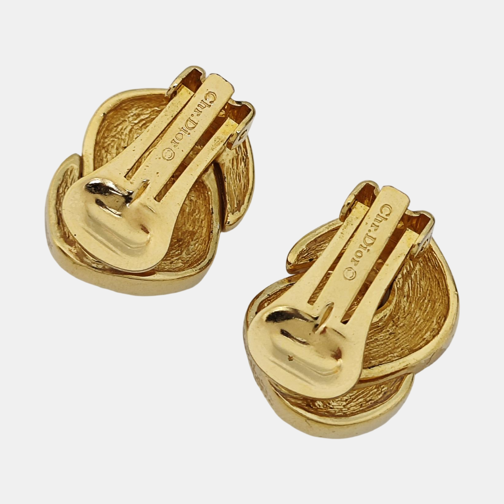 Twist Round Metal Gold Clip On Earrings