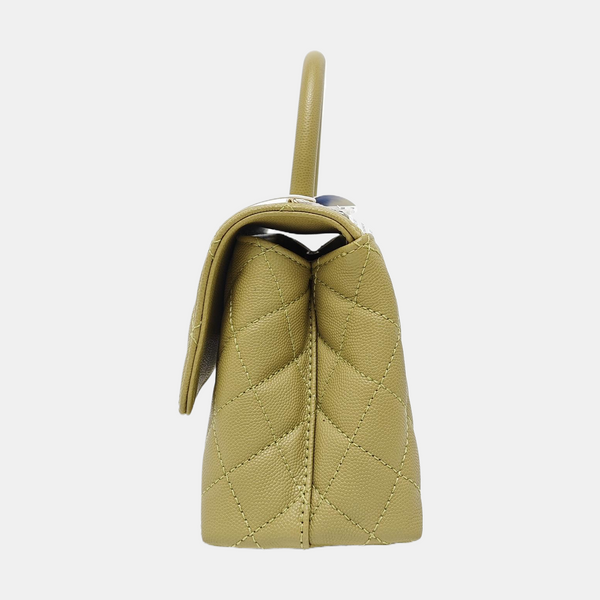 Authenticated pre-owned  COCO HANDLE Grained Calfskin Green - Shoulder Bag at Looply
