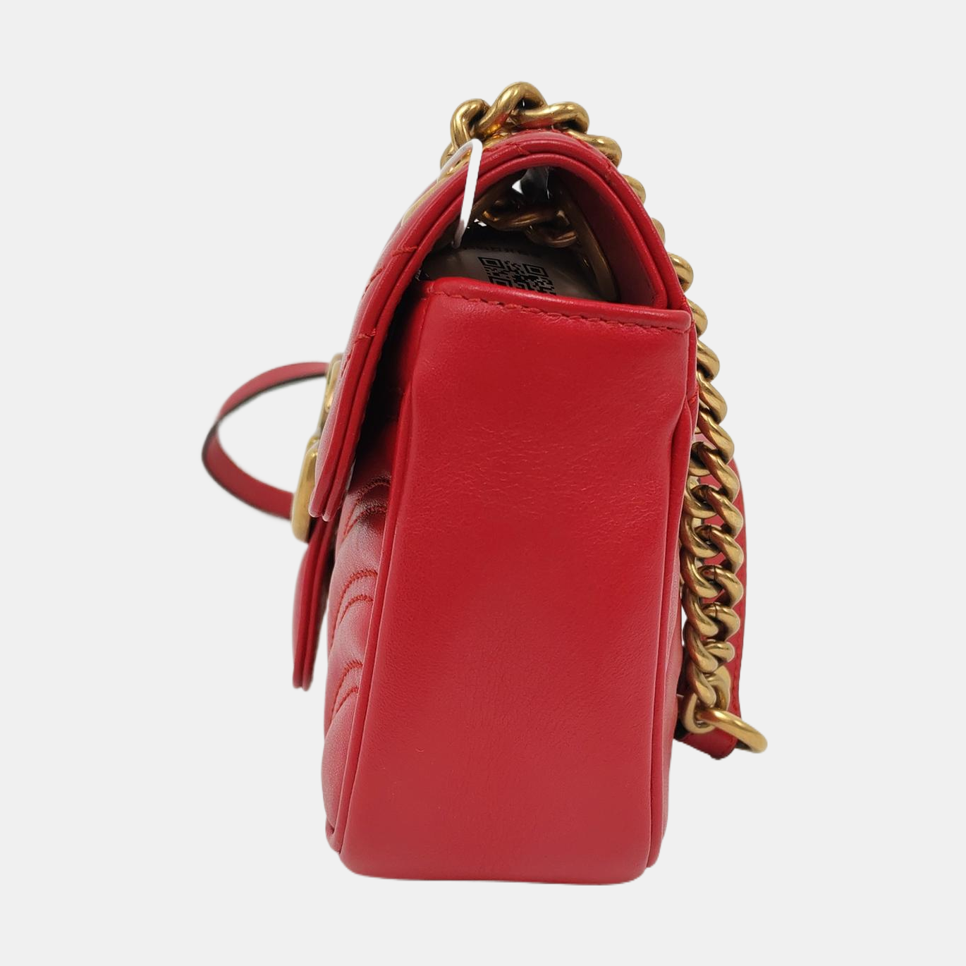 Authenticated pre-owned  GG Marmont Small Quilted Calfskin Red - Crossbody Bag at Looply