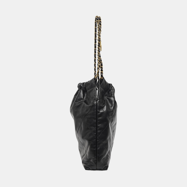 CHANEL 22 Medium Quilted Calfskin Black