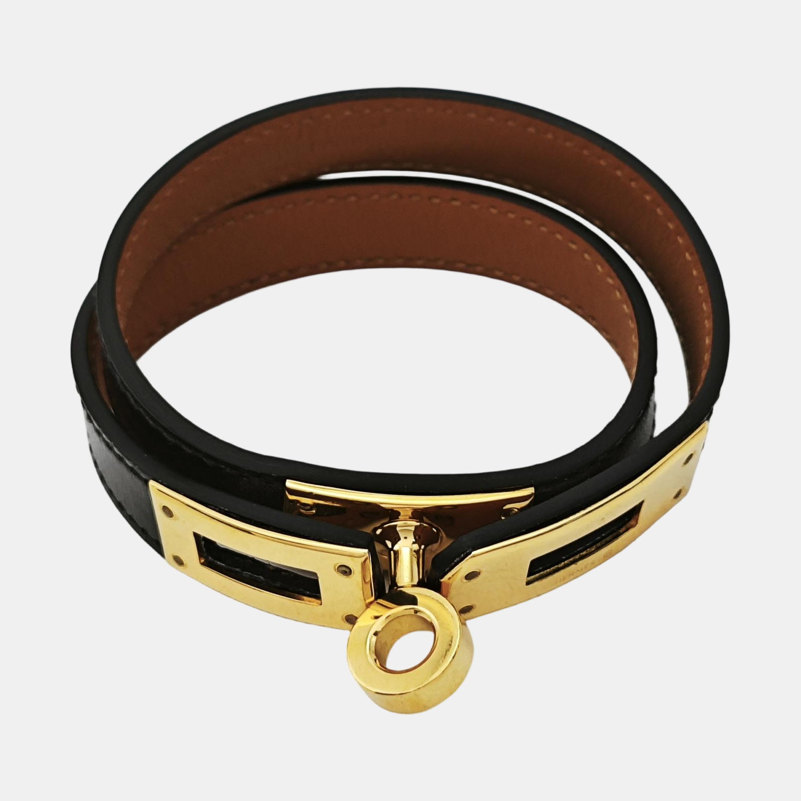 Kelly Metal Black Bangle