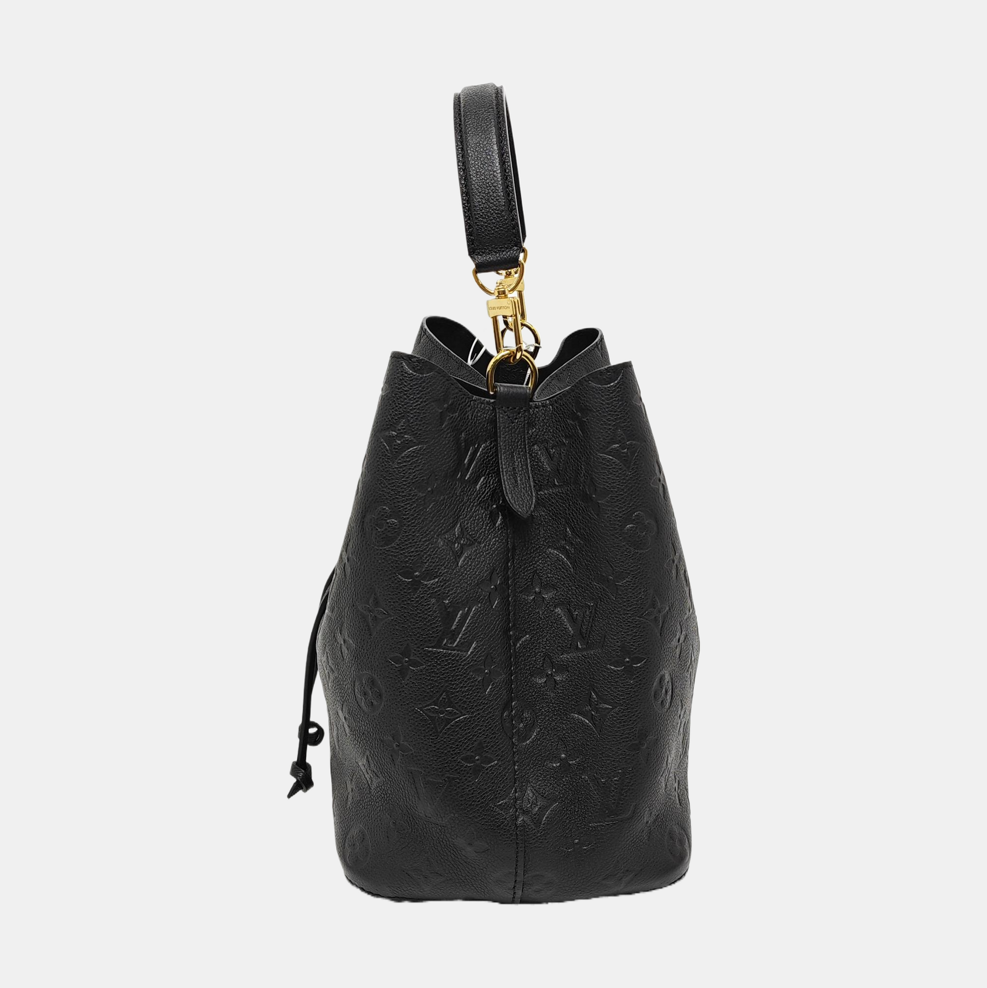 NÉONOÉ MM Calfskin Black
