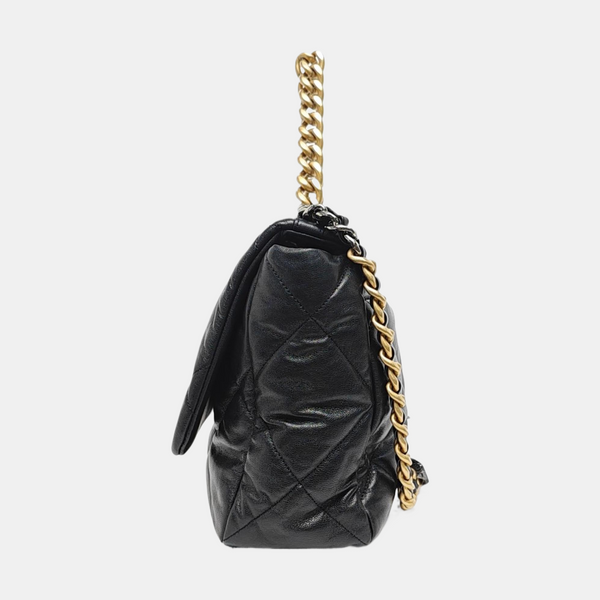 CHANEL 19 Maxi Quilted Lambskin Black