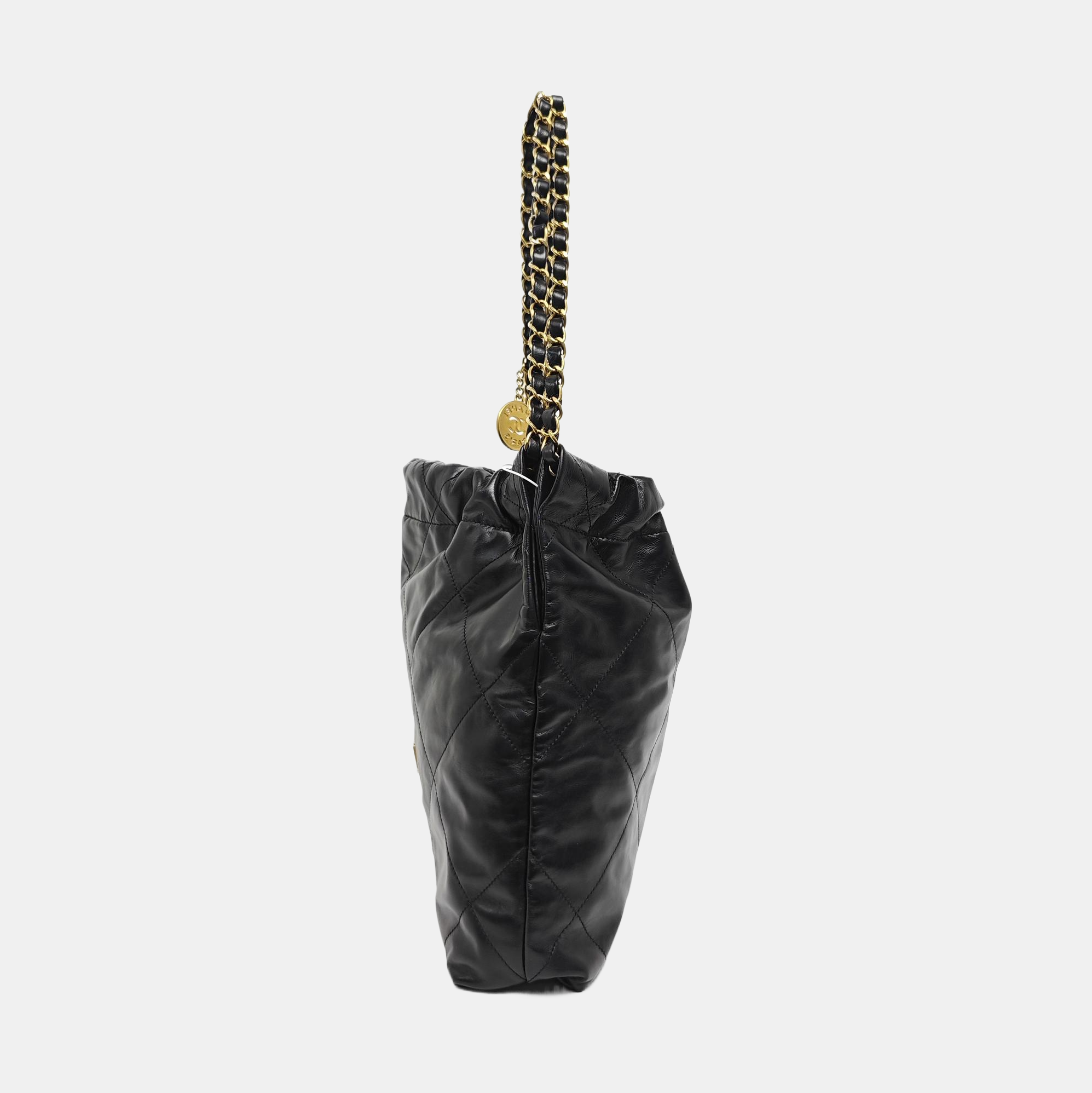 CHANEL 22 Small Quilted Calfskin Black