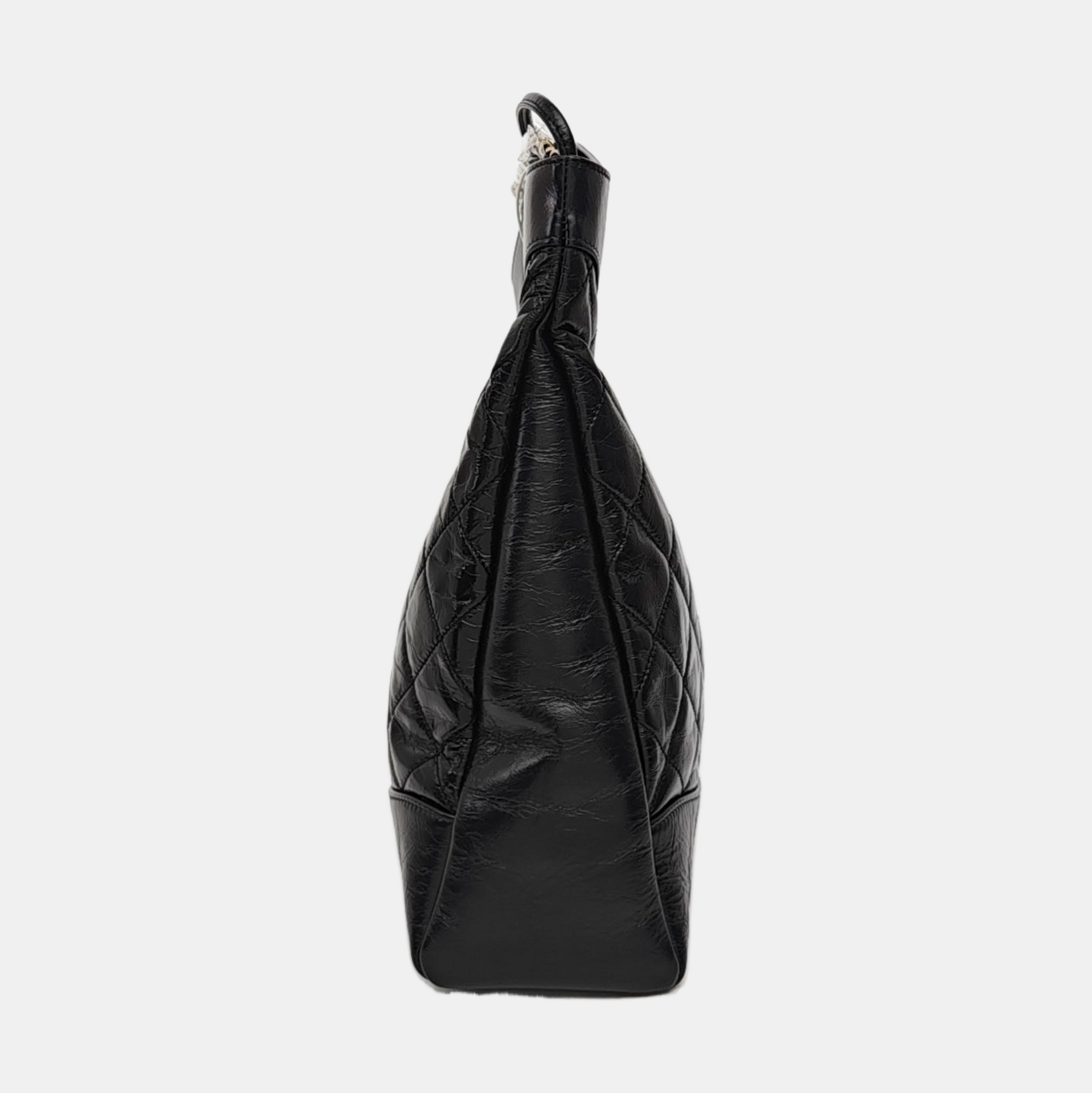 CHANEL 31 Quilted Calfskin Black