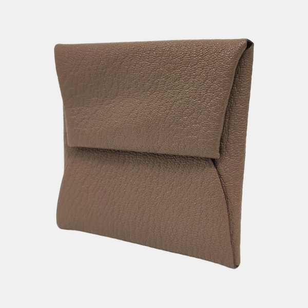 Bastia 18 Chèvre Mysore Gray Card Holder