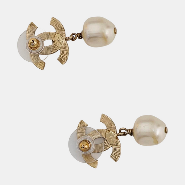 Metal Gold Stud Earrings