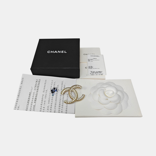 CC Logo Metal Gold Brooch
