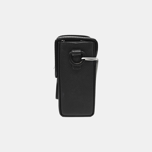 Authenticated pre-owned  30 Montaigne Calfskin Black - Shoulder Bag at Looply