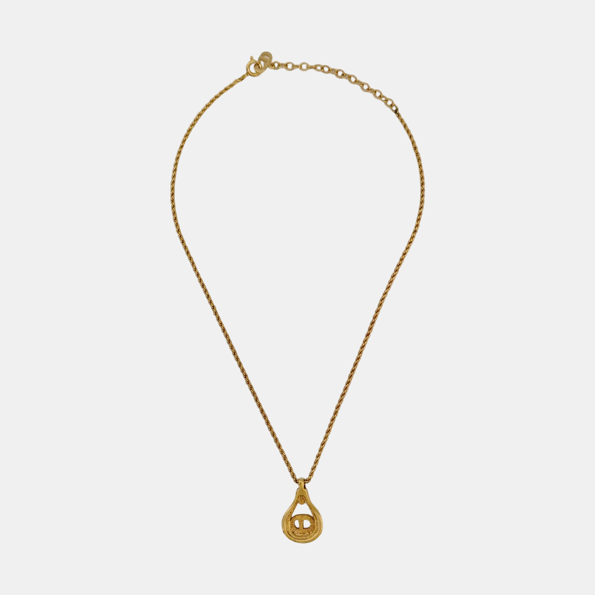 Twist Round Metal Gold Necklace