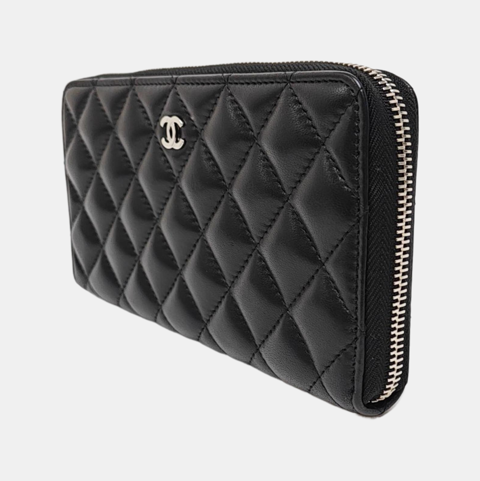 CLASSIC FLAP Mini Quilted Lambskin Black Wallet
